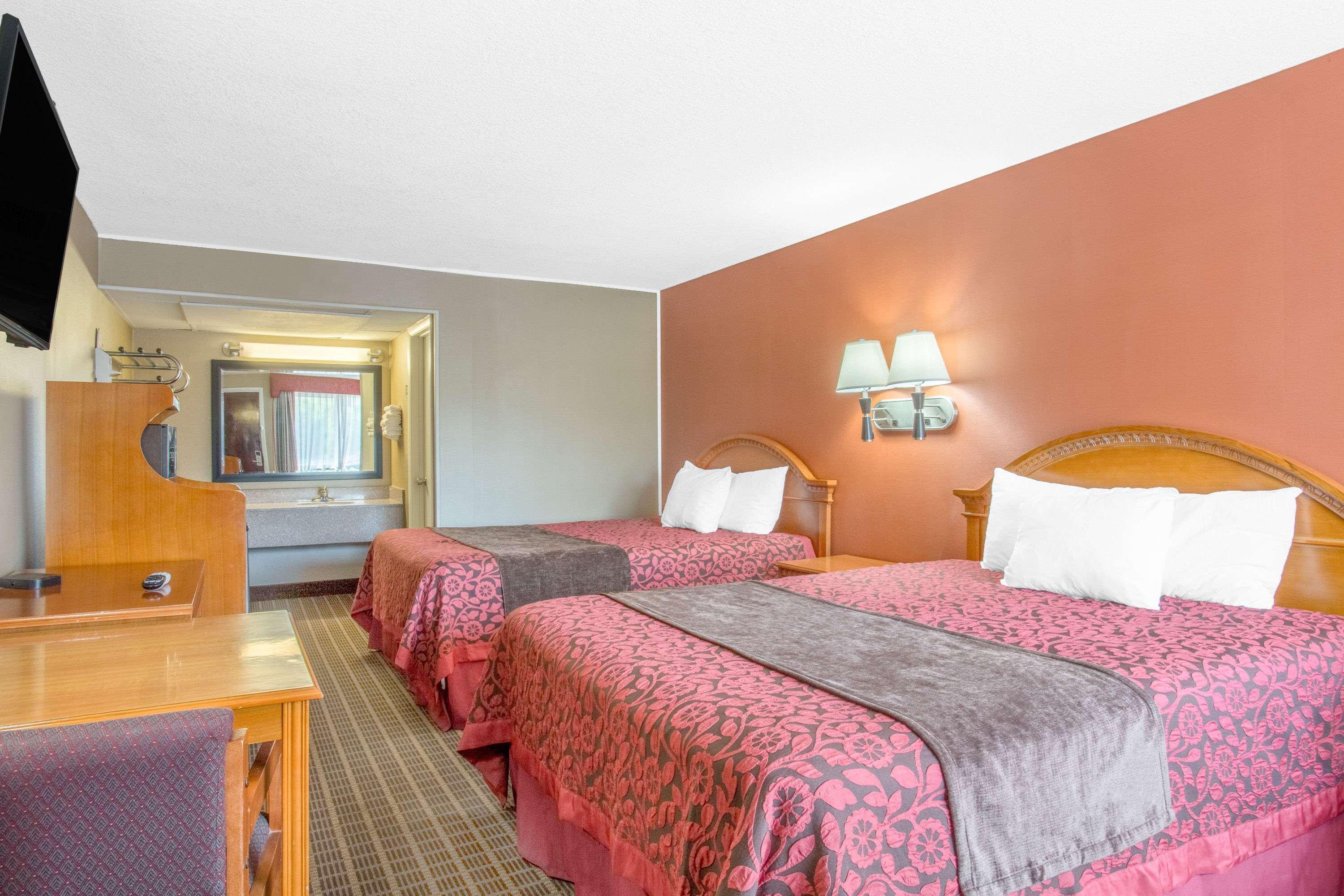 Days Inn By Wyndham Elko Exterior photo