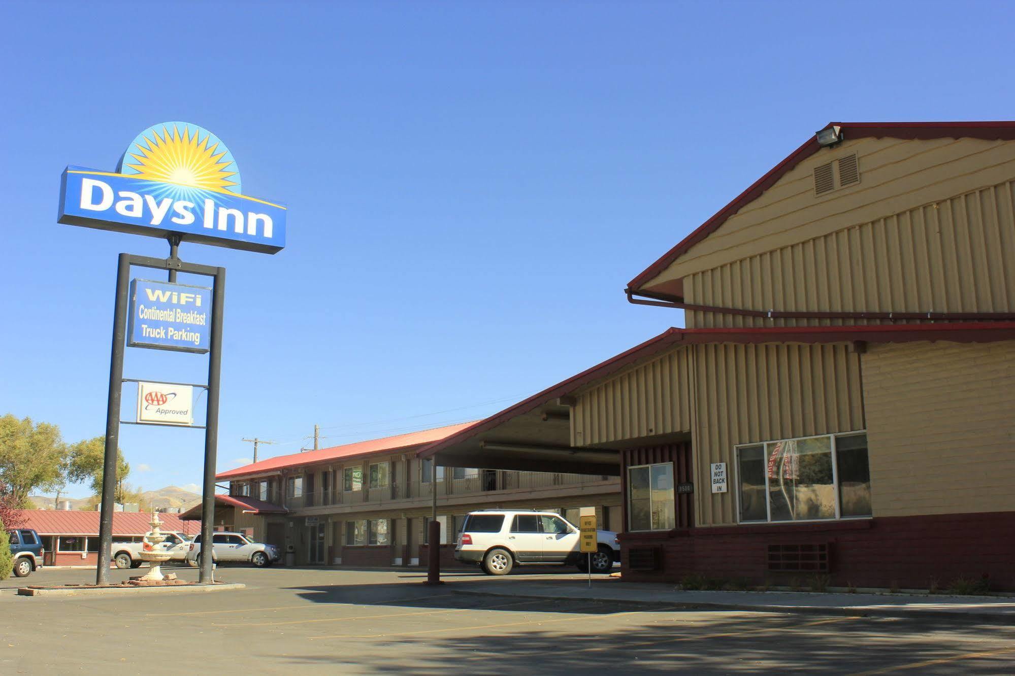 Days Inn By Wyndham Elko Exterior photo